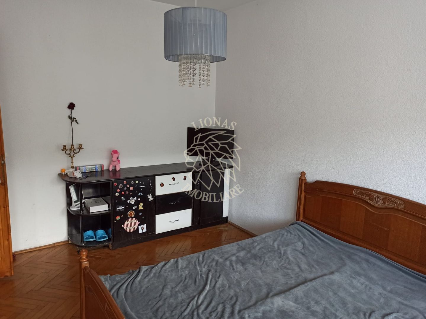 Apartament la casa 3 camere 82 mp- etajul 2- 2 balcoane -Valea Ghinzii - Poză 1