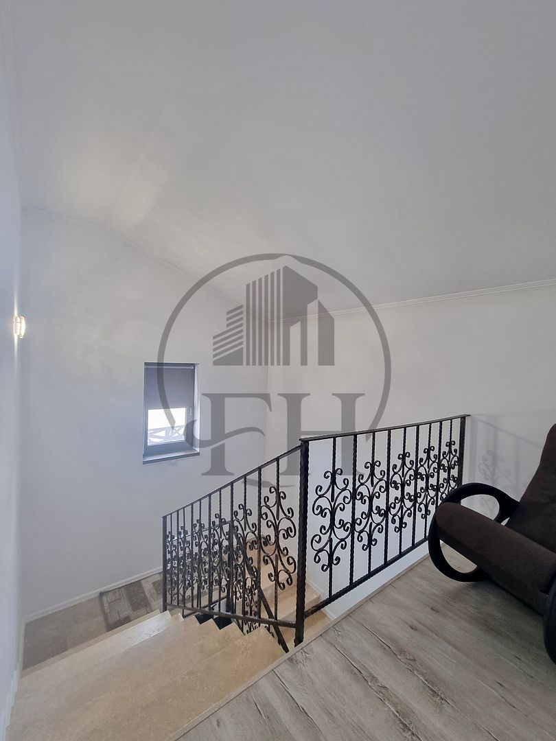 VANDUT/ SOLD - Casa / Vila de vanzare Valu lui Traian - Poză 15