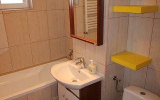 3 camere, 2 bai, centrala proprie, la 7 minute de Spitalul Judetean - Poză 6