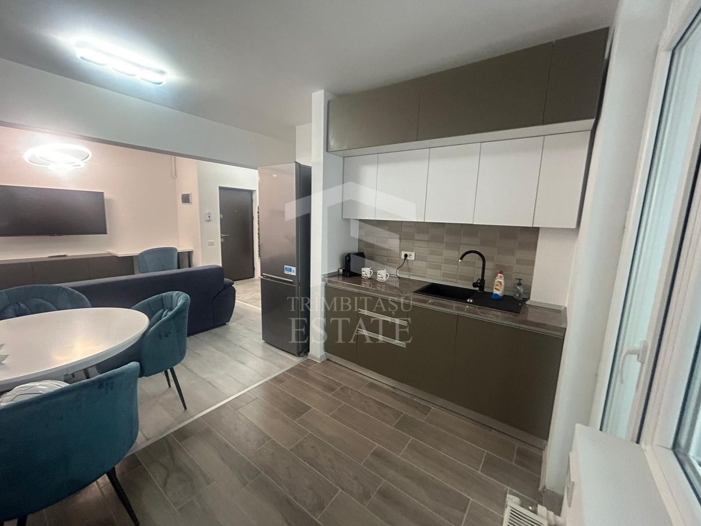 2 Camere Popesti Lux + loc de parcare acoperit - Poză 5