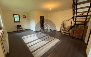 Casă nou construită în Centrul vechi Medias - Poză 6