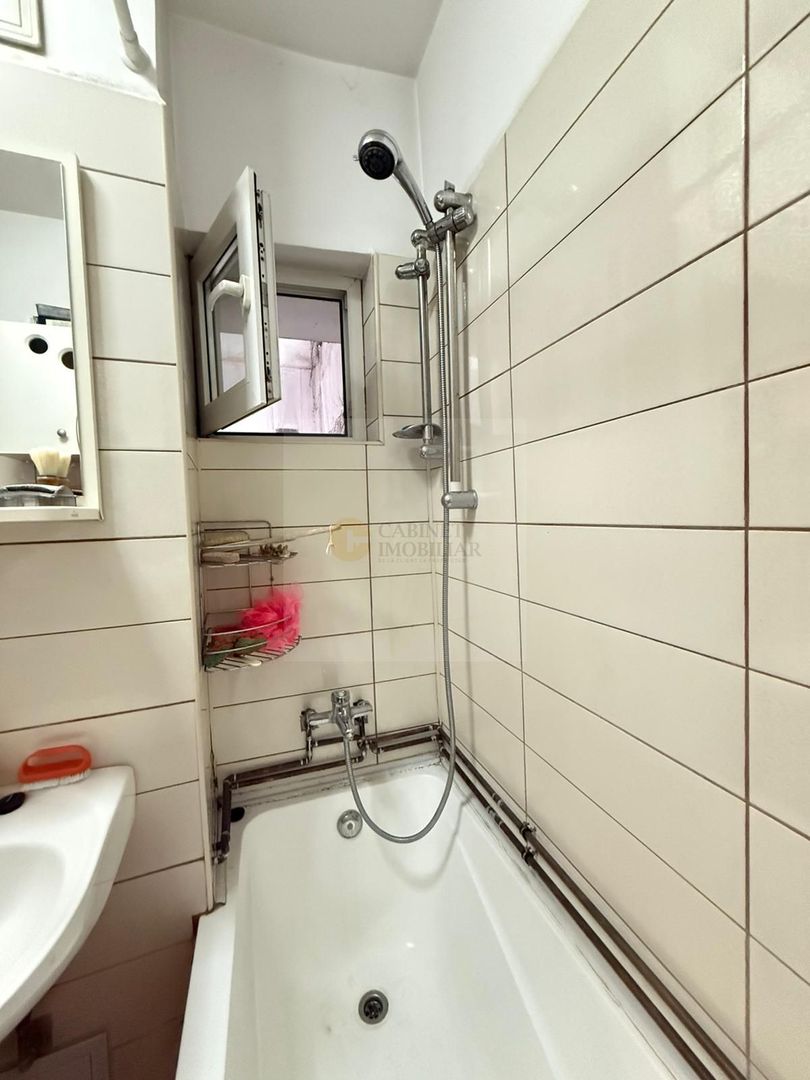 Centrala Proprie | 3 camere | Decomandat | N. Titulescu - Poză 12