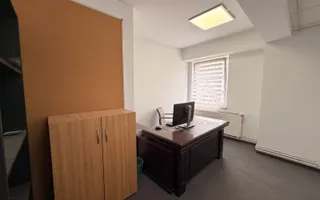 Spatiu comercial / birouri  - 230 mp |  Parcare privata - Poză 11