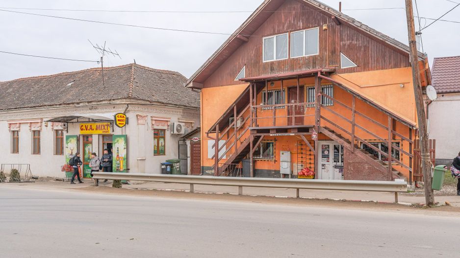 Casa transformată în spațiu comercial - Oportunitate de investitie! - Poză 2