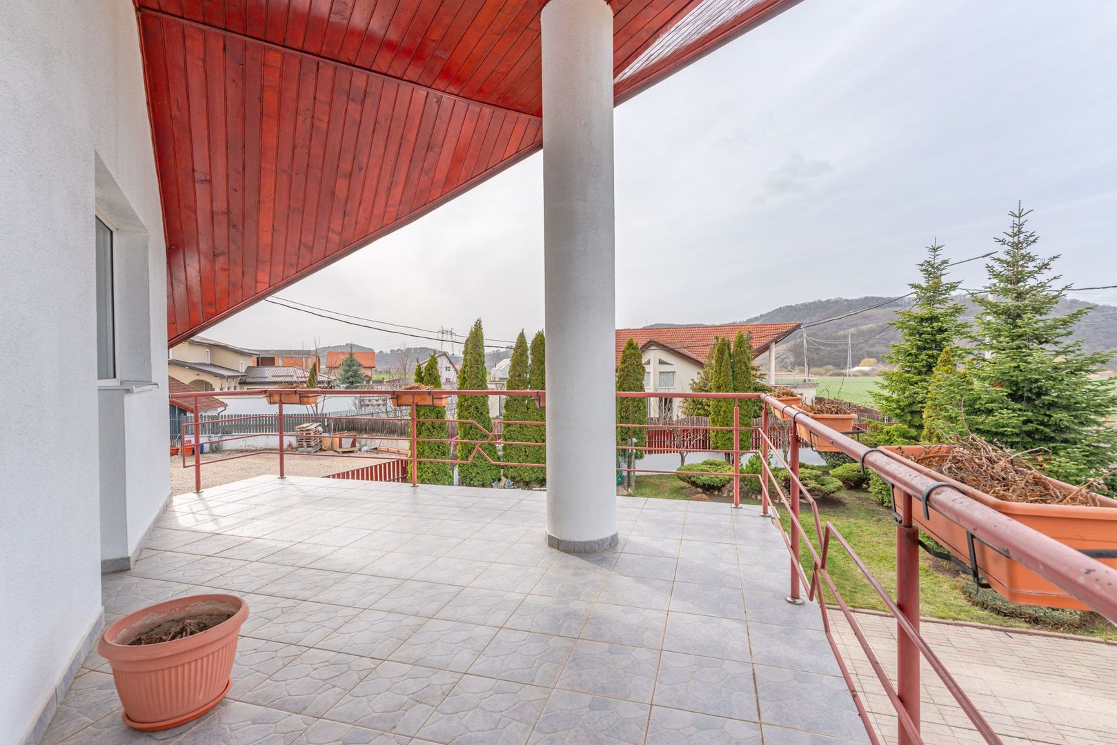 Casă spațioasă pentru familie în Hărman: 5 camere, 670 mp teren - Poză 16