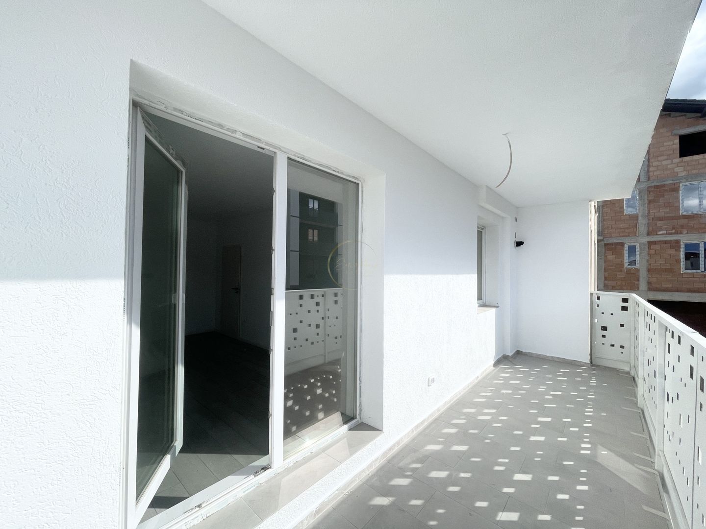 NOU Apartament decomandat 3 camere - Hotel IQ, Giroc - Poză 6