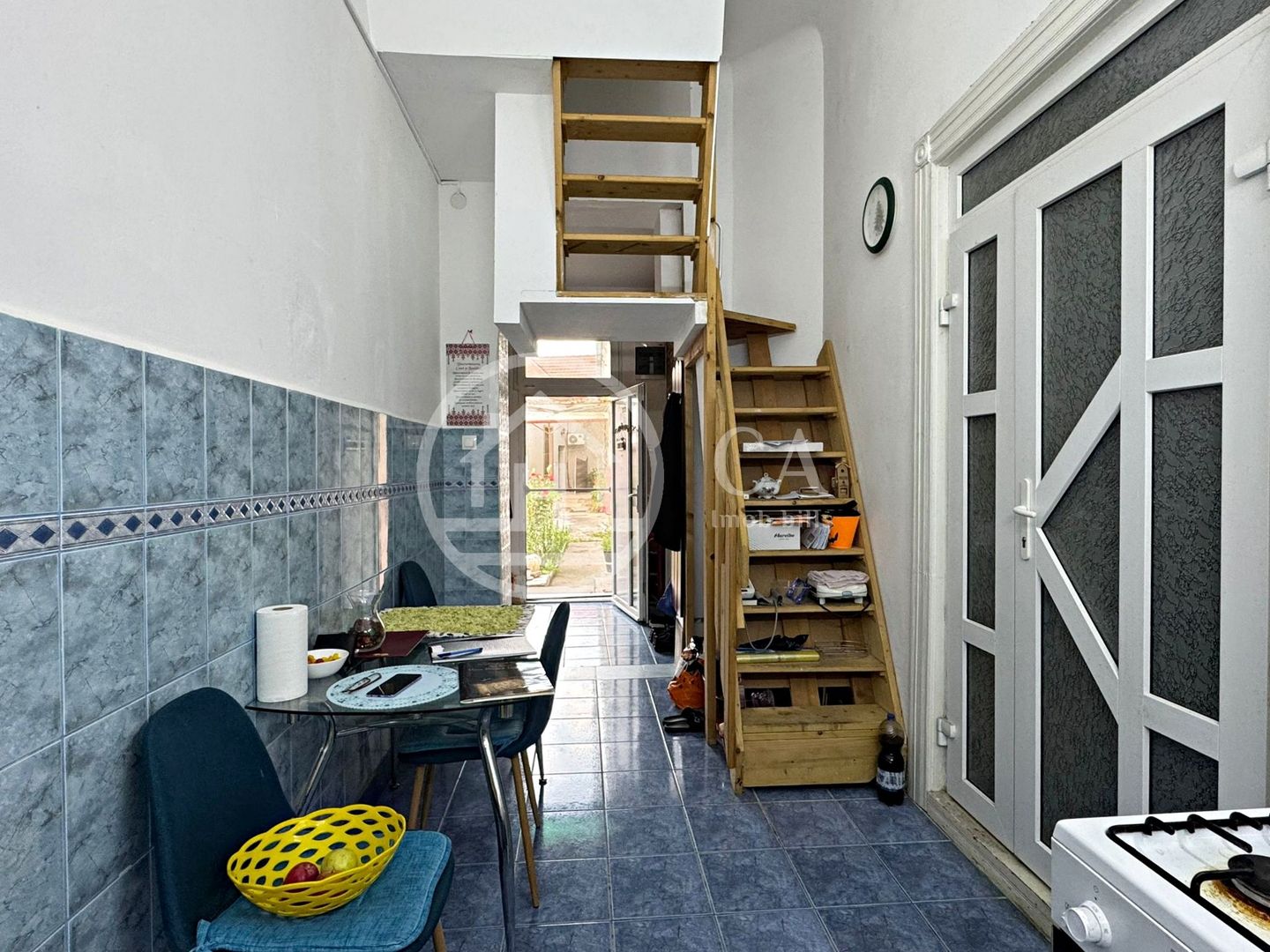 Apartament de vânzare la curte comună în zona Ultracentrală, Oradea - Poză 7