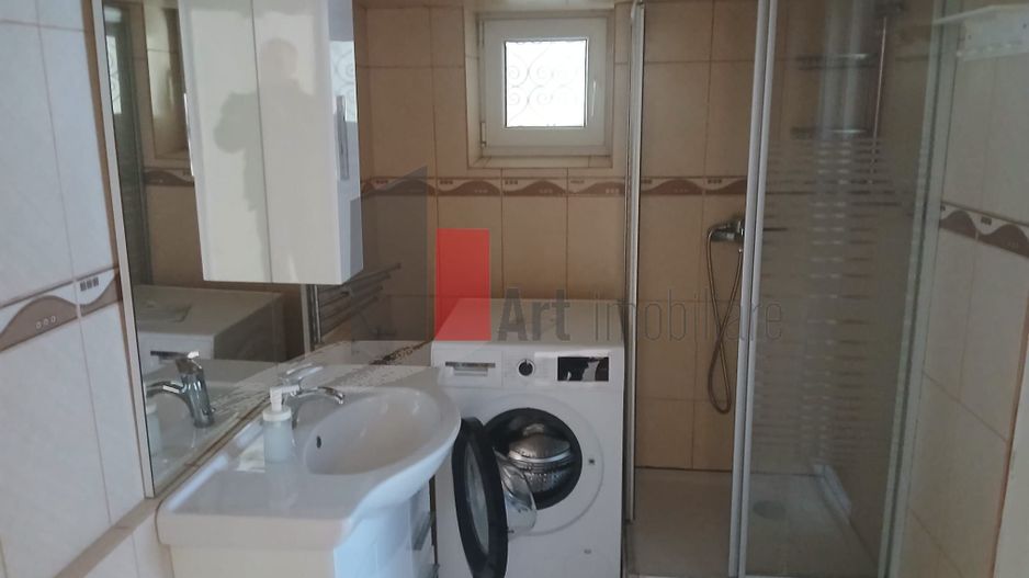 3 Camere Universitate - Parcul Cismigiu - Poză 2