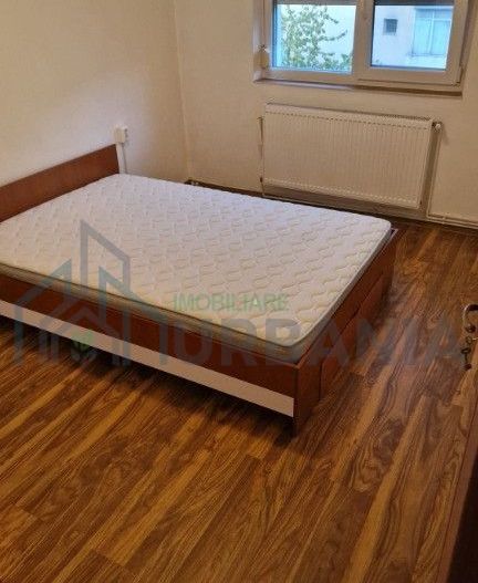 Vând apartament 3 camere, decomandat, in Iasi, str.Vamasoaia, utilat - Poză 6