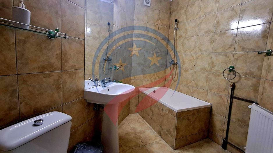 Pensiune Premium de Vânzare pe Malul Dunării – Eșelnița | 0% Comision - Poză 35