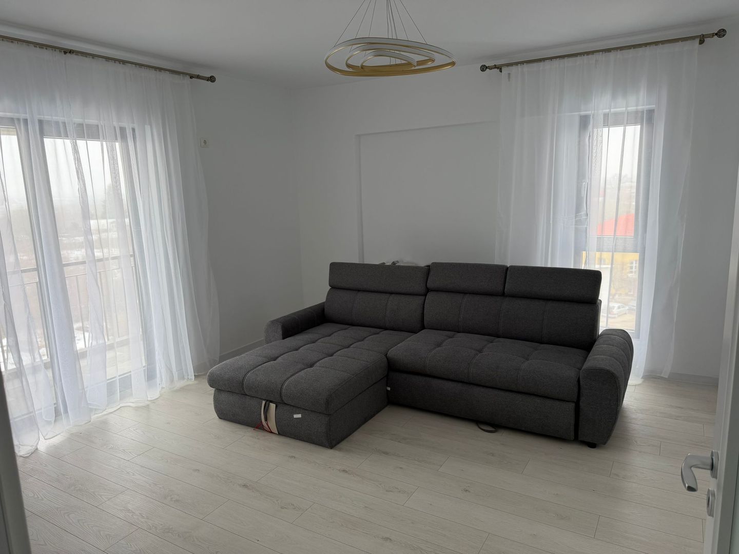 AP. 3 CAMERE MAGURELE, PRIMA INCHIRIERE, PARCARE, BLOC NOU, CENTRALA - Poză 1