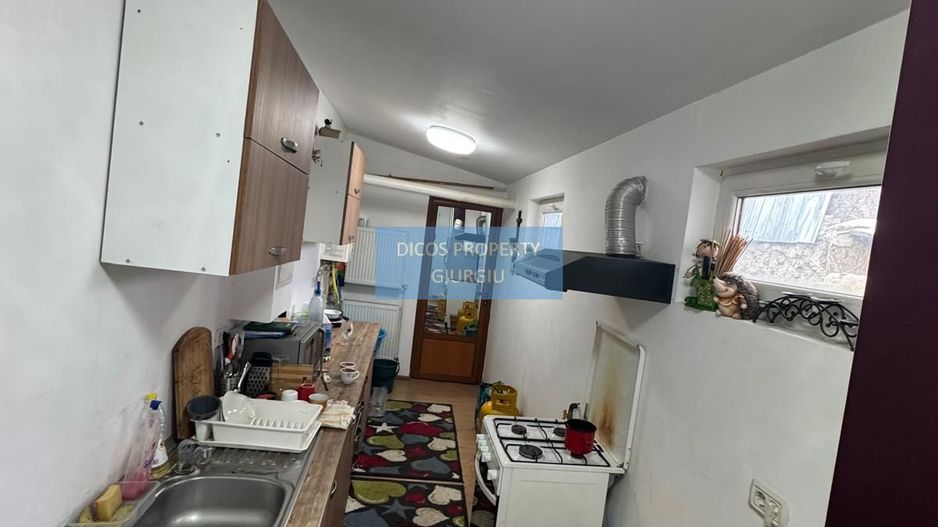 Casă cu mansardă și piscină de vânzare – Pictor Andreescu - Poză 15