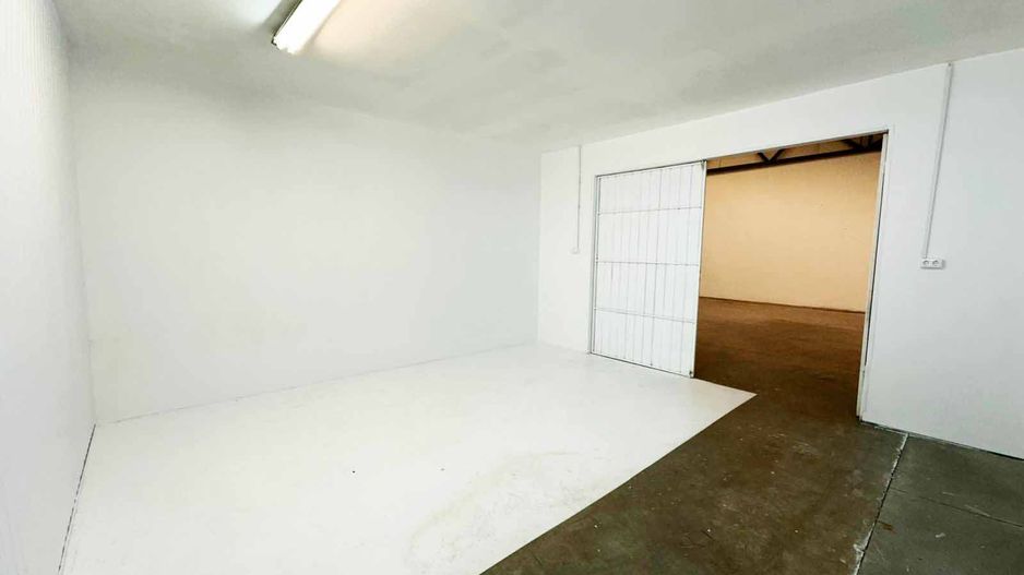 HALA INDUSTRIALA DE INCHIRIAT  338 MP, ARAD - Poză 7