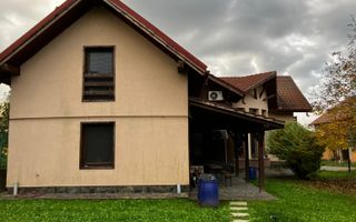 Vilă de închiriat – 260 mp utili, teren 1300 mp, 5 dormitoare, 3 băi, 3 balcoane - Poză 32