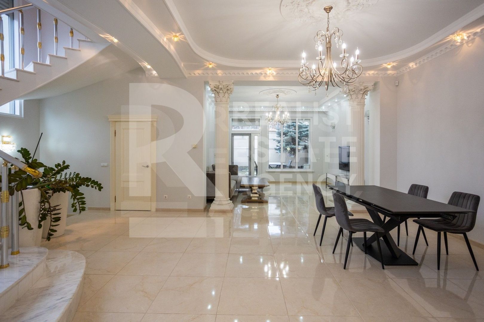 Chirie, casă, 6 camere, strada Ghidighici, Buiucani - Poză 1