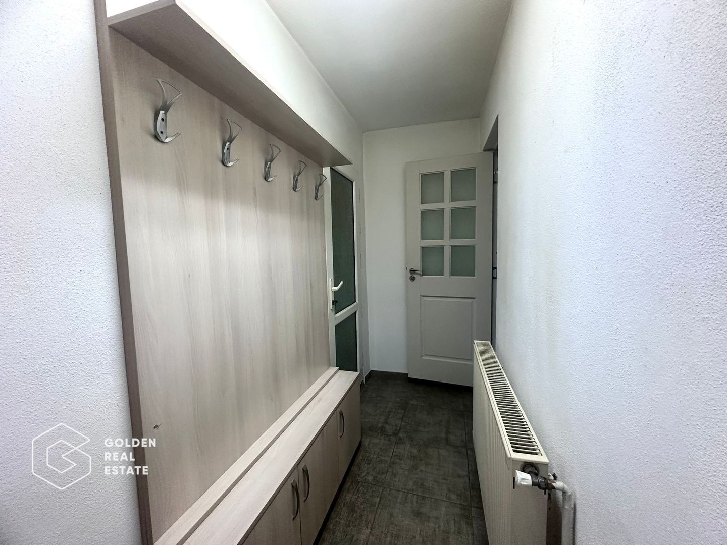 Casa centrala cu 3 camere, curte privata și gradina - Poză 15