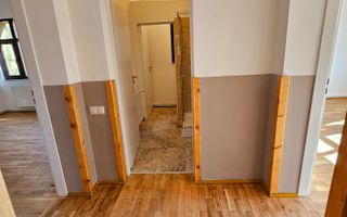 2 Vile Interbelice | Zonă Centrală | Renovate Integral 2024 - Poză 12