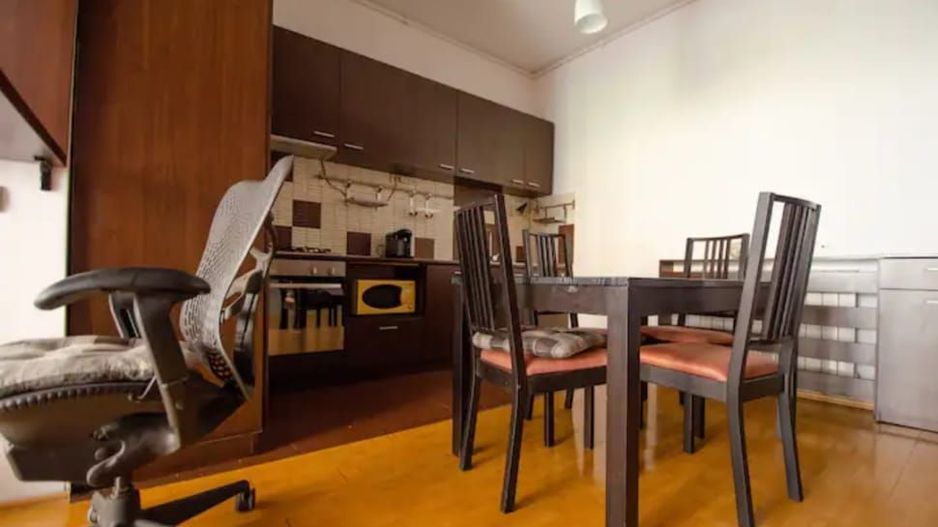 Ag BRASADAS închiriază ap 2 cam etaj 1/2 zona ULTRACENTRALA. - Poză 5