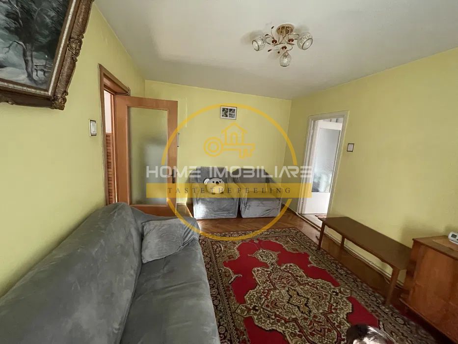 Zona Podu Ros/ Apartament 3 camere/ Etajul 1 - Poză 2
