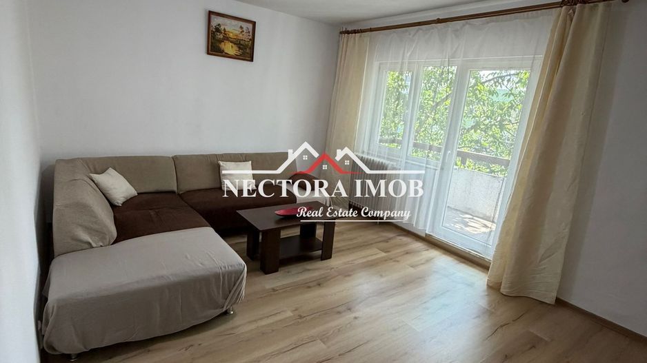 NECTORA IMOB-Apartament 3 camere, Str. Sf. Apostol Andrei, Etaj 2,65mp - Poză 2
