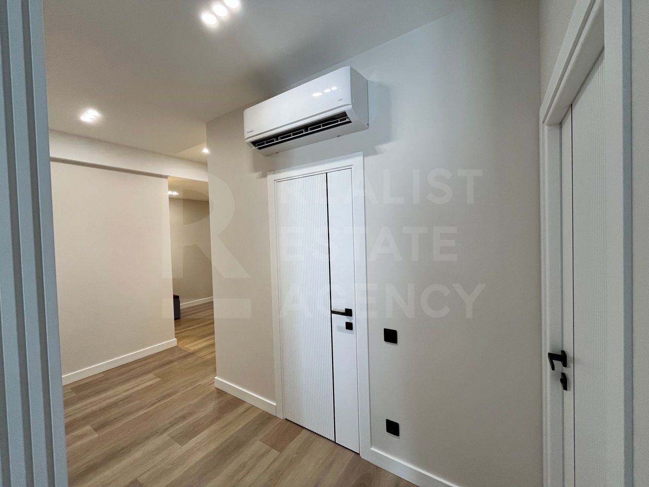 Chirie, apartament, 2 camere, str. Grătiești, Râșcani - Poză 9