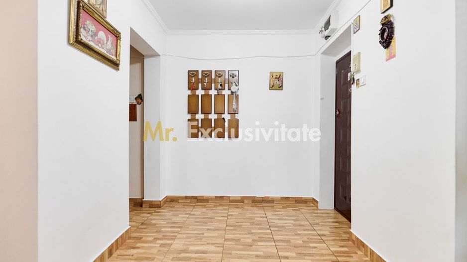 Apartament decomandat  4 camere -  etaj intermediar - Cartier Nord - Poză 9