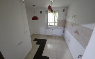 3 Camere Decomandat Renovat Ozana - Poză 7