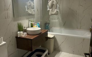 Confort și stil – apartament cu 2 camere, balcon și parcare in Terra. - Poză 6