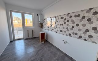 AP. 3 CAMERE, BLOC NOU, CENTRALA PROPRIE,BUCATARIE INCHISA,COMISION 0% - Poză 1