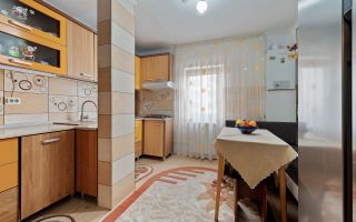 Apartament 3 camere mari, 75 mp, etaj 1, zona Favorit - Poză 3
