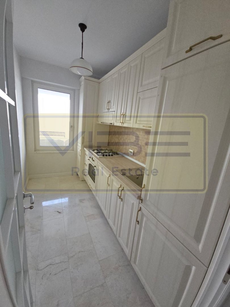 APARTAMENT 2 CAMERE COPOU ROYAL TOWN - Poză 6