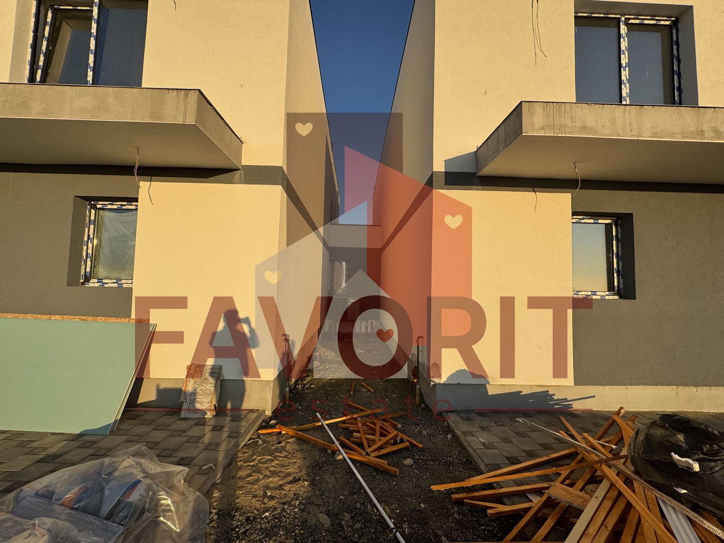 Comision 0%. Panouri si pompa de caldura. Despartit prin camera tehnica - Poză 2