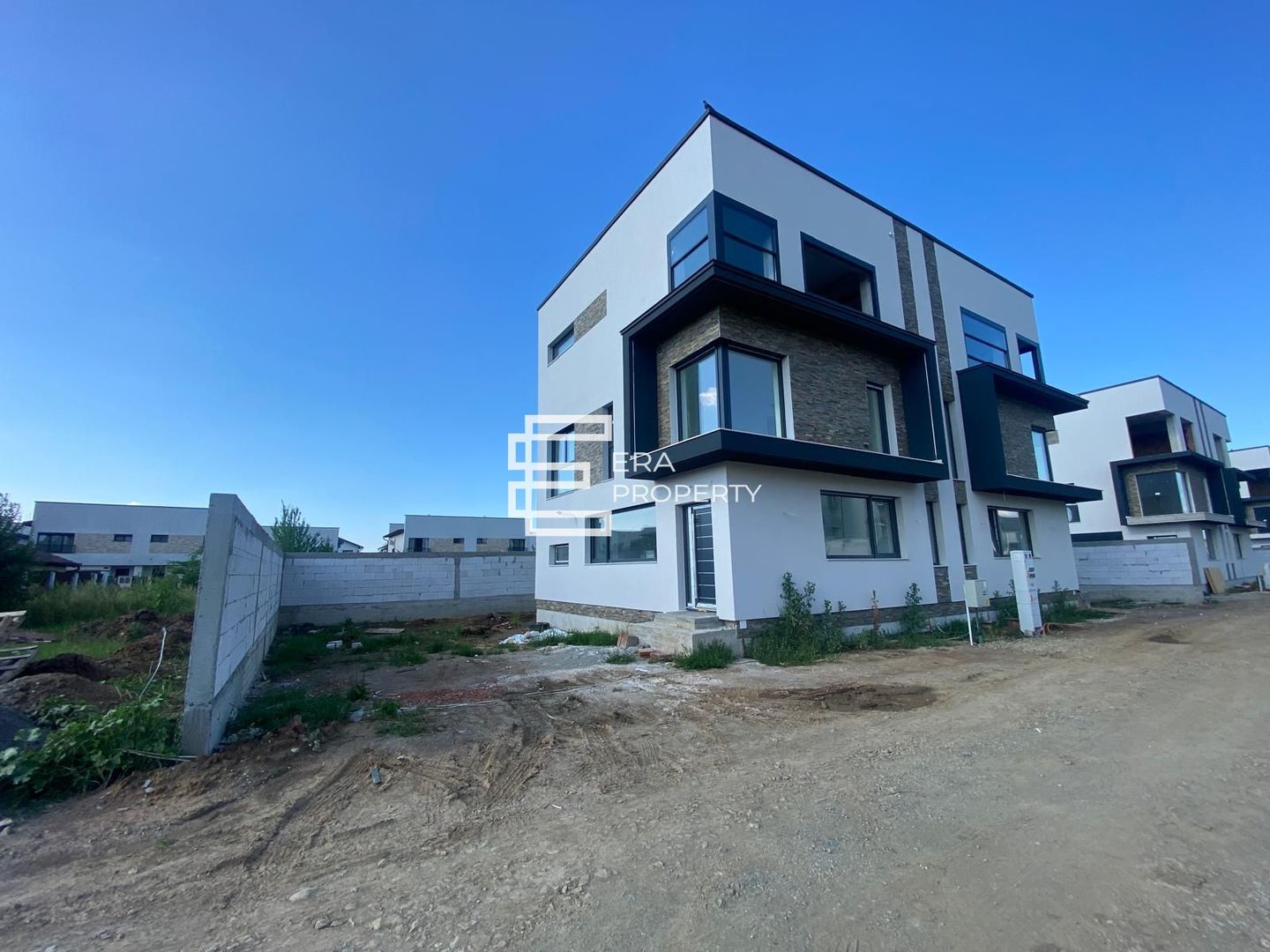 Casă modernă | 4 camere | 3 băi | Terasă 18,75 mp | Selimbar – Str. Triajului - Poză 4
