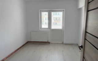 2 Camere Decomandat- Renovat-Etaj intermediar-Dacia/Bicaz - Poză 1