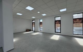 Spatiu comercial sau pentru birouri 150mp utili central, spre piata - Poză 12