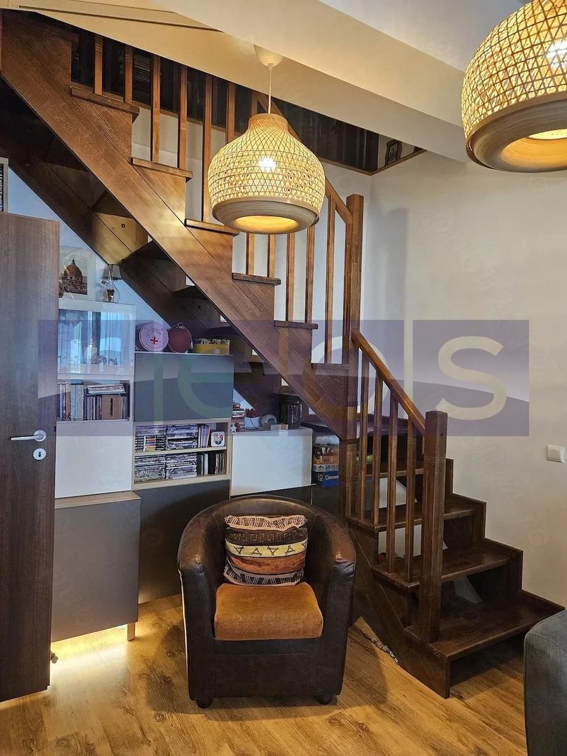 VANZARE DUPLEX 5 CAMERE DECOMANDAT- DRISTOR - Poză 2