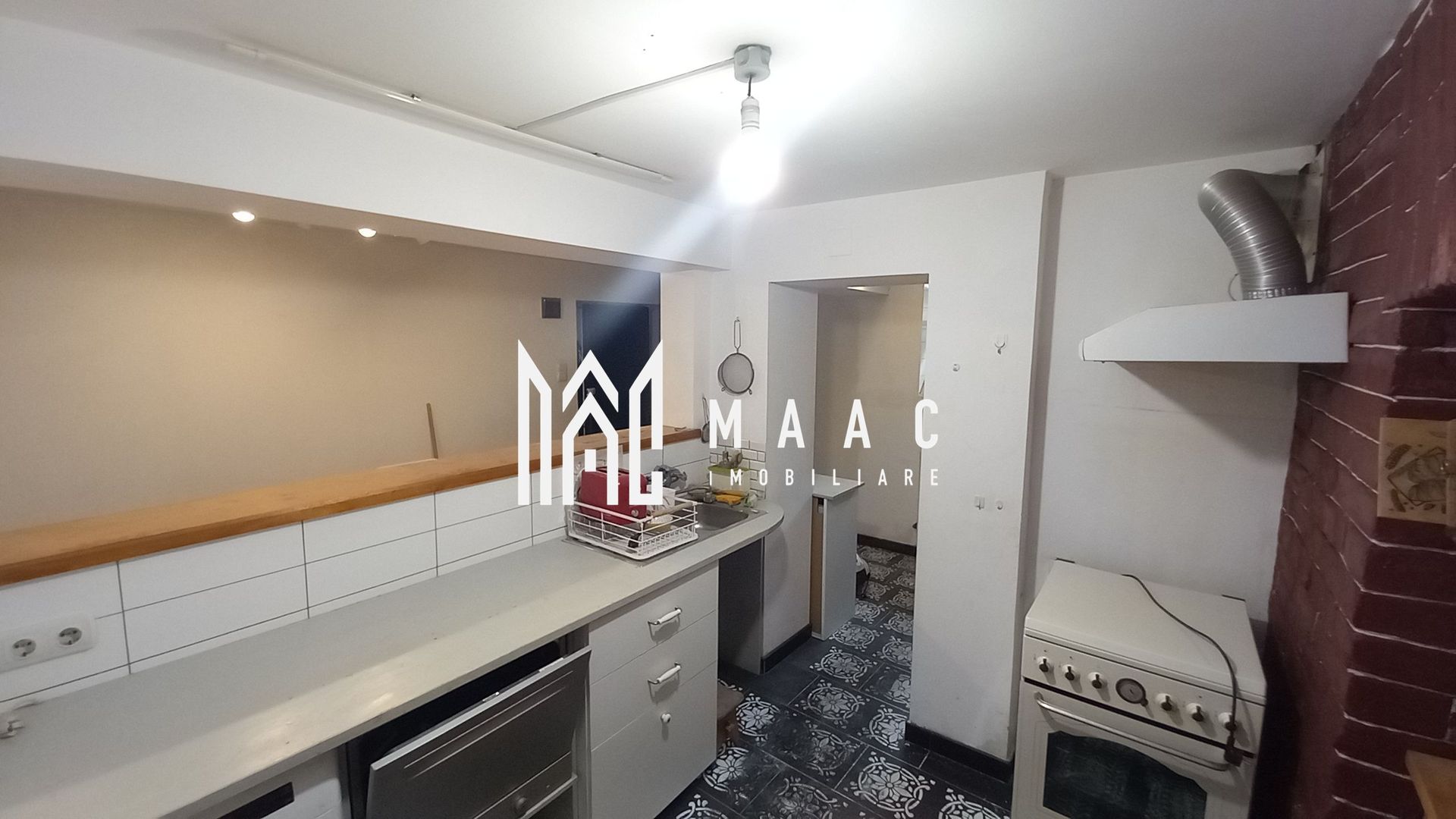 Apartament la casă | Decomandat | 100 MPU | Central - Poză 15