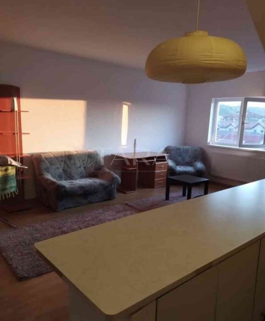 Apartament cu 2 camere, 50 mp, balcon, parcare și pod, zonă liniștită. - Poză 1