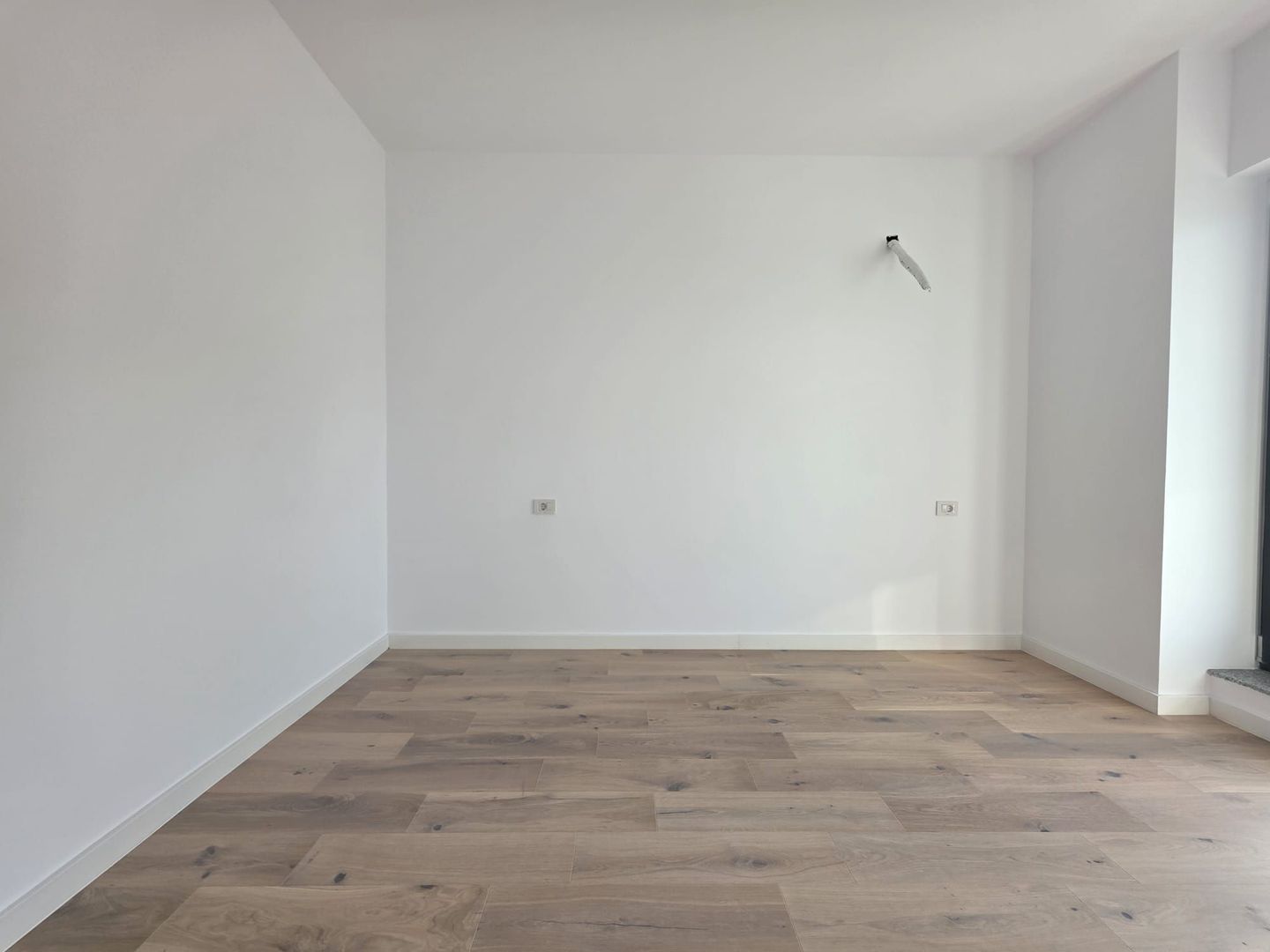 Apartament Finalizat 3 camere First Estates Pipera + parcare inclusa - Poză 6