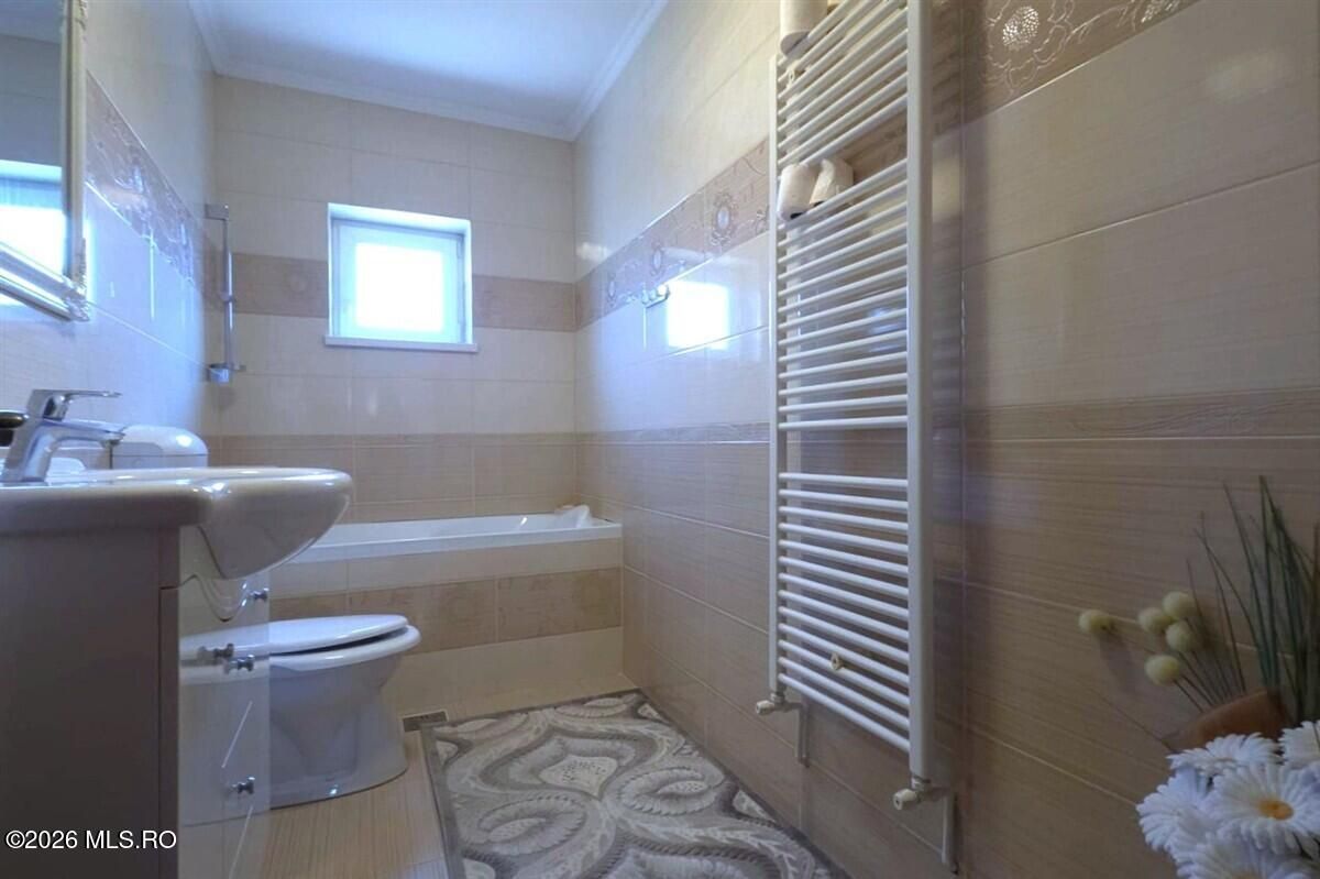 Techirghiol - Centru, casa tip duplex P+M, lot 293 mp si 154 mp utili! - Poză 18