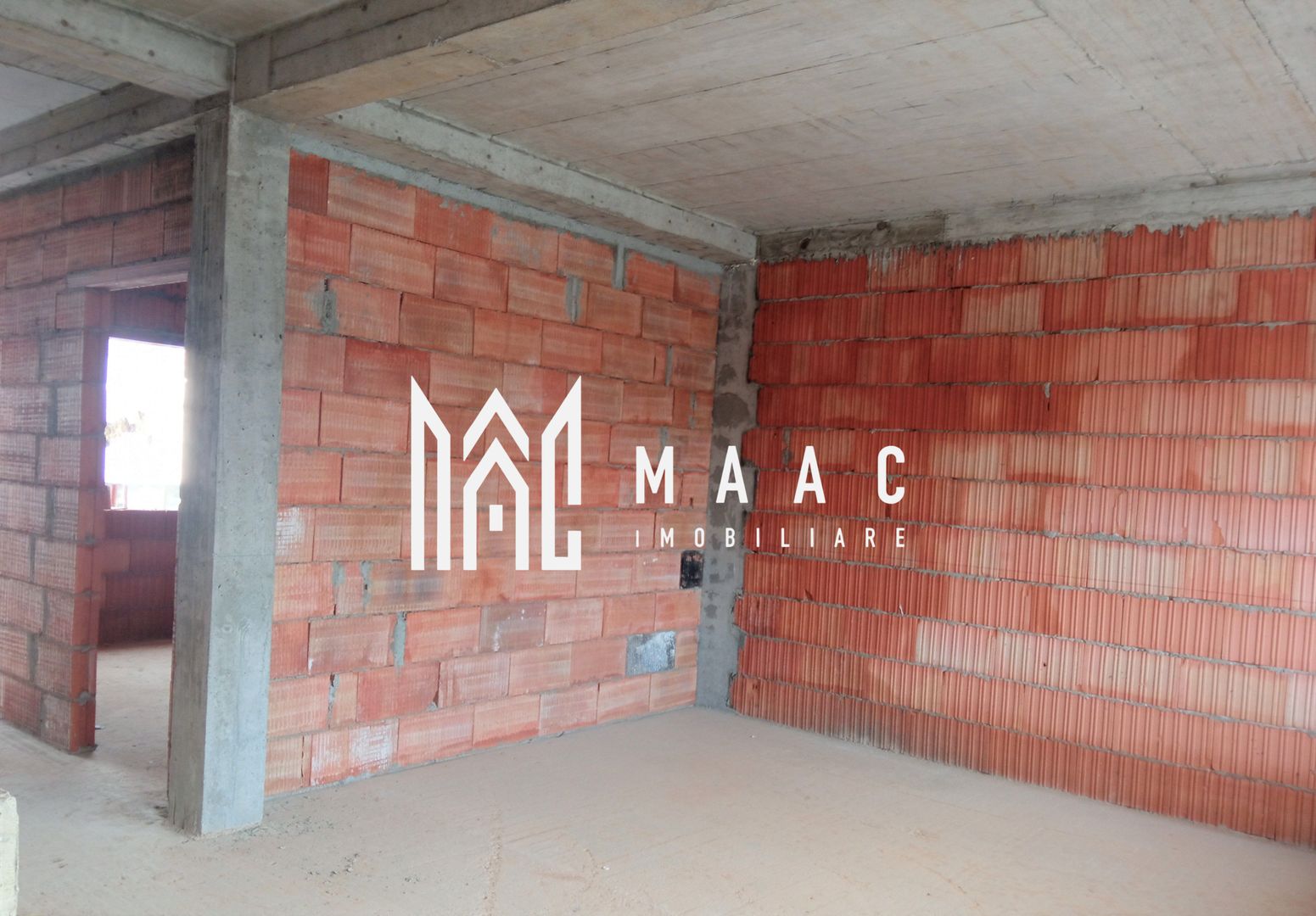 Comision 0 | Casa insiruita | 130 mp | Balcon si terasa | Sura Mare - Poză 1