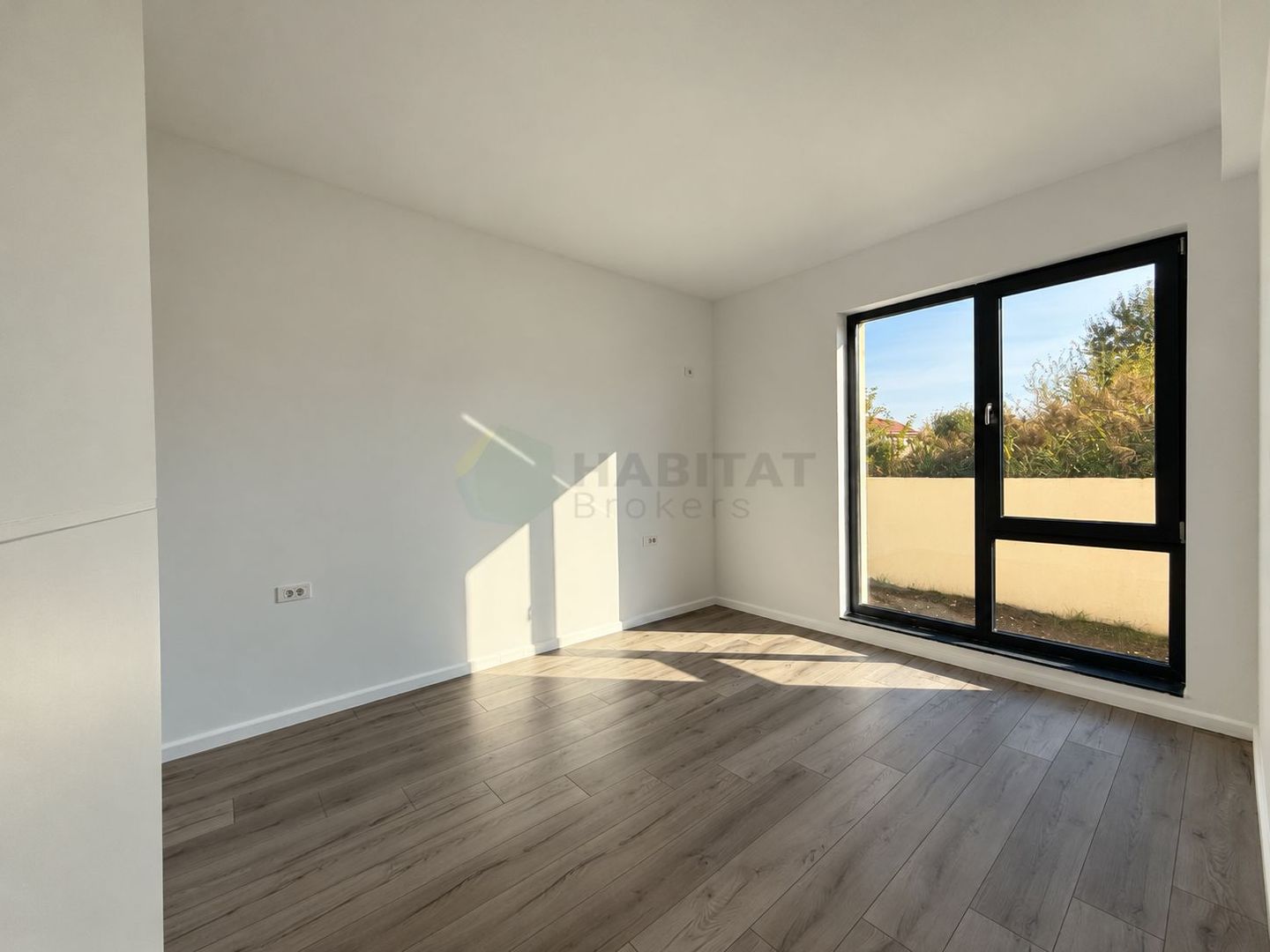 Vilă cu 6 camere, teren 500 mp, Tunari-zona Primariei - Poză 16