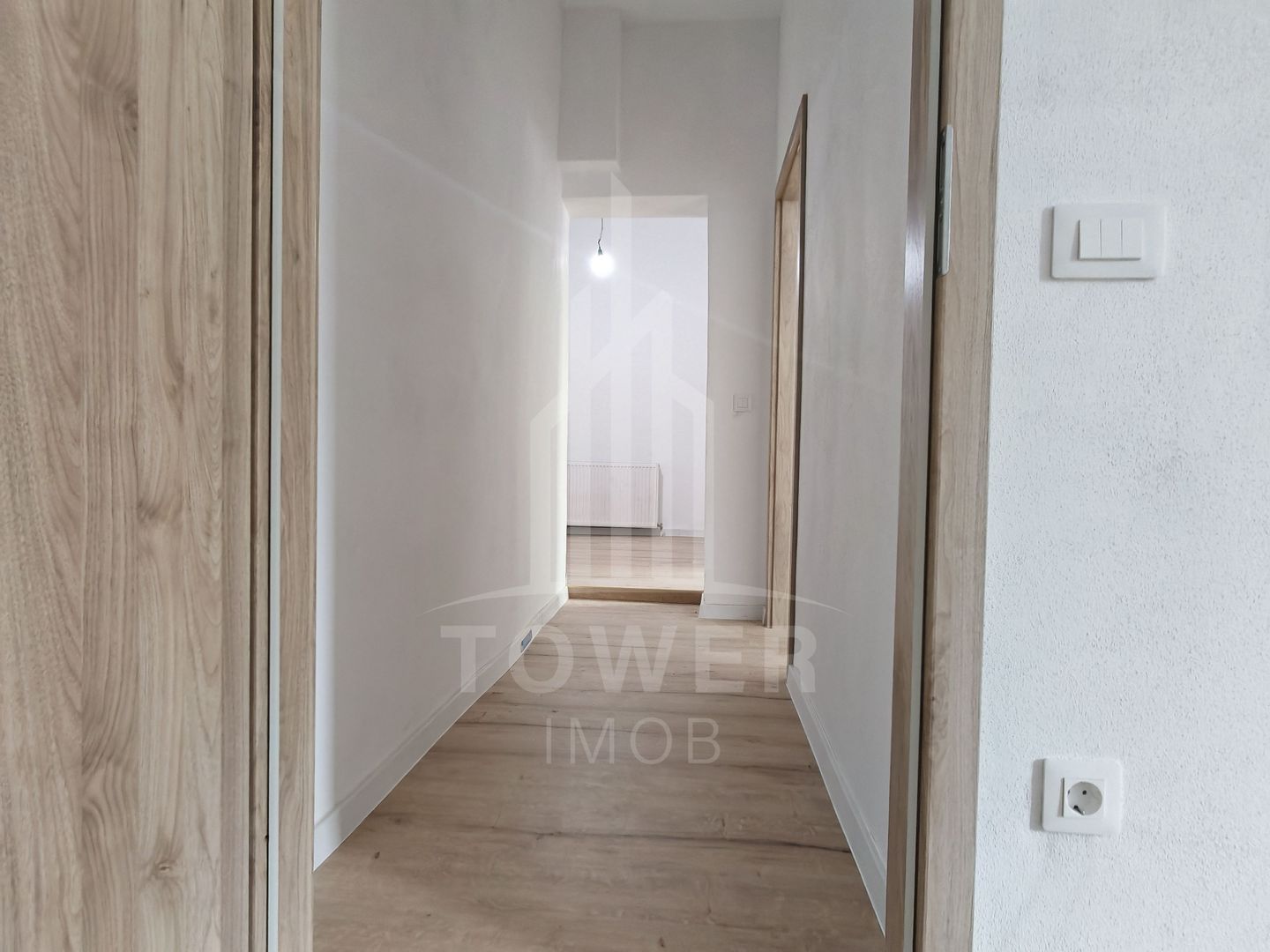 Apartament de vânzare la casă,  3 camere, plus camera Hobby,  central Sibiu. - Poză 3