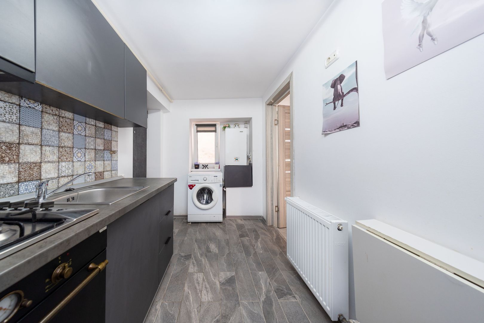 Garsonieră de vânzare–Centrul Istoric Brașov | Ideală regim hotelier - Poză 2