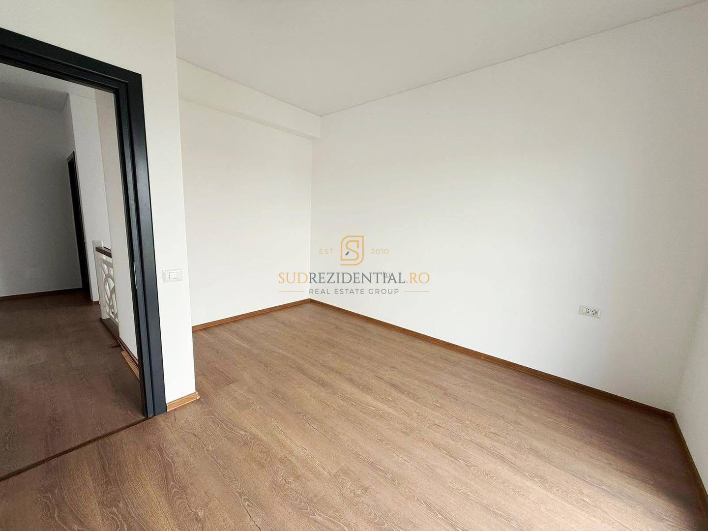 Vila individuala / 4 Camere / 3 Bai / Ansamblu rezidential - Poză 13