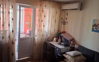 3 camere, etaj 3/4, centrala termica - 105 000 Euro - Poză 4