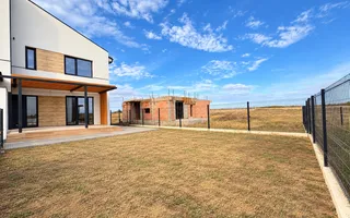 COMISION 0! Duplex finalizat cu 5 camere si 3 bai. Panouri solare. - Poză 18