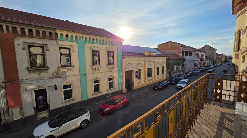 DE ÎNCHIRIAT – APARTAMENT CU 2 CAMERE DECOMANDATE, ULTRACENTRAL - Poză 11