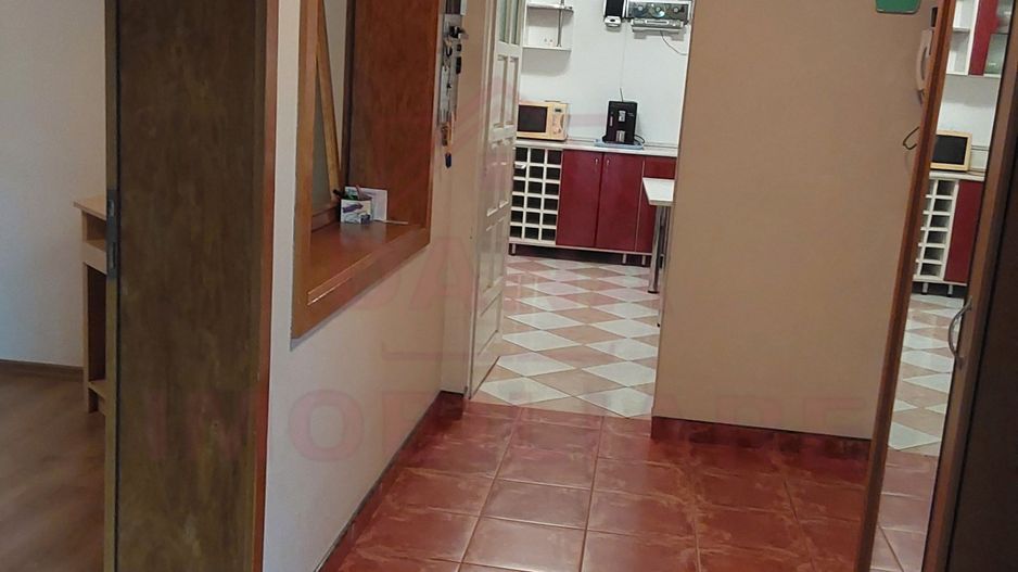 CASĂ P+E, 360 MP, 5 CAMERE\ OȚELU-ROȘU\ZONA GAI - Poză 6