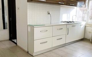 Apartament cu 3 camere zona Autogara Velenta - Poză 3